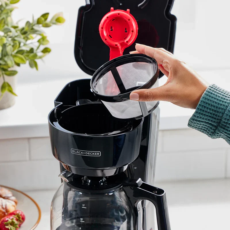 Black & Decker Switch Coffeemaker – 12 Cup – Black - Image 2