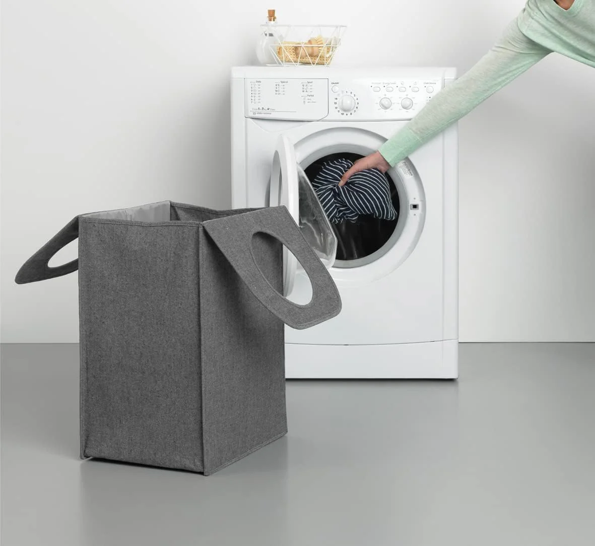 Brabantia Rectangular Laundry Bag With Quick-Drop Opening – Grey – 14.5 Gal - Image 4
