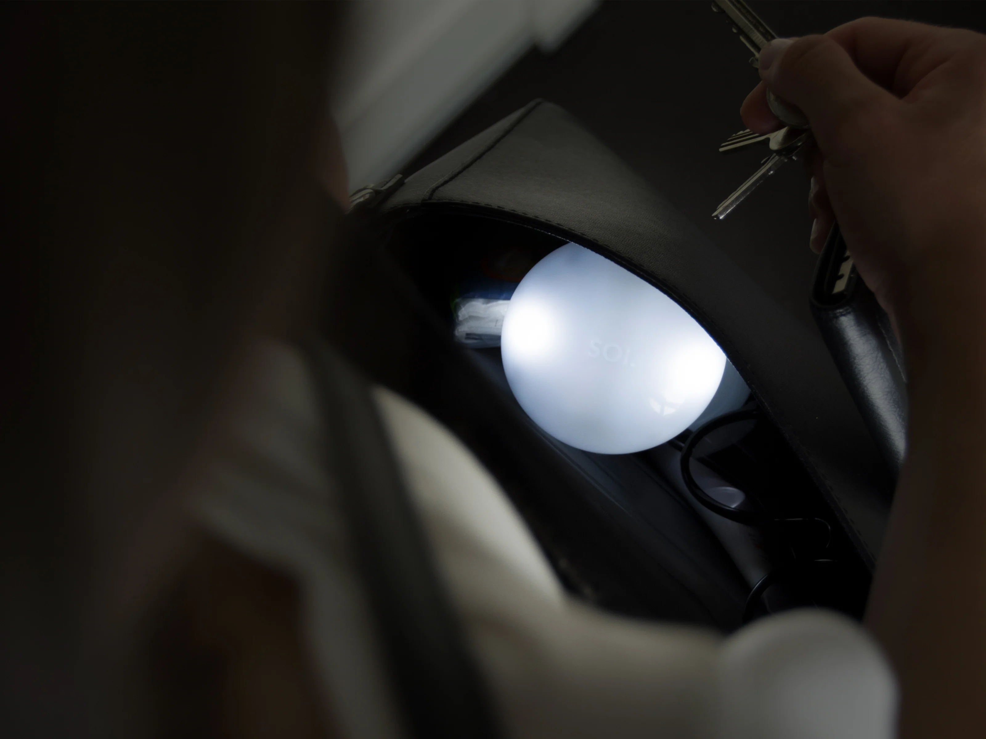 Brain Stream SOI. The Automatic Bag Light - Image 2