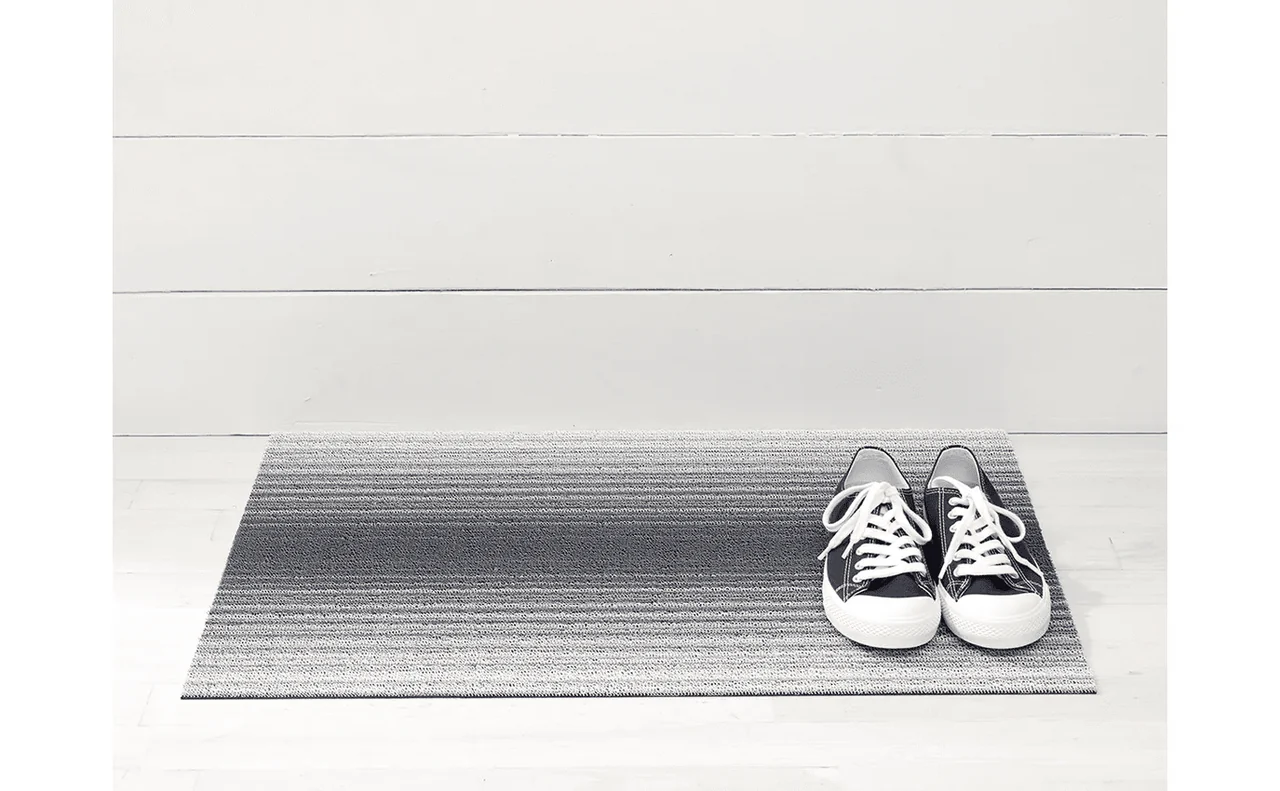 Chilewich Fade Shag Woven Door Mat – Stone – 18" x 28" - Image 2
