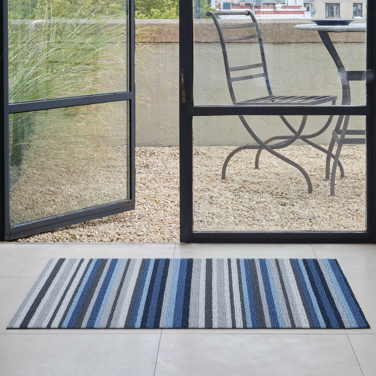 Chilewich Horizon Stripe Shag Door Mat – Deep Sea – 18" x 28" - Image 4