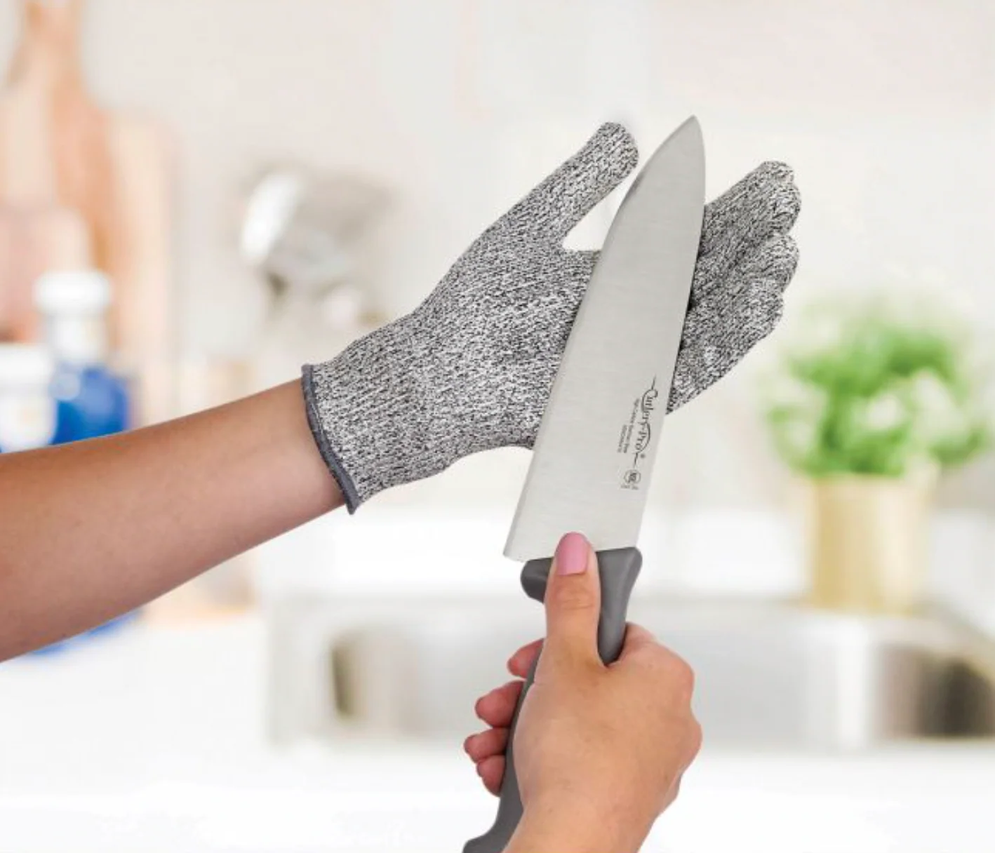 Cutlery Pro Mesh Cutting Gloves – Medium - Image 3