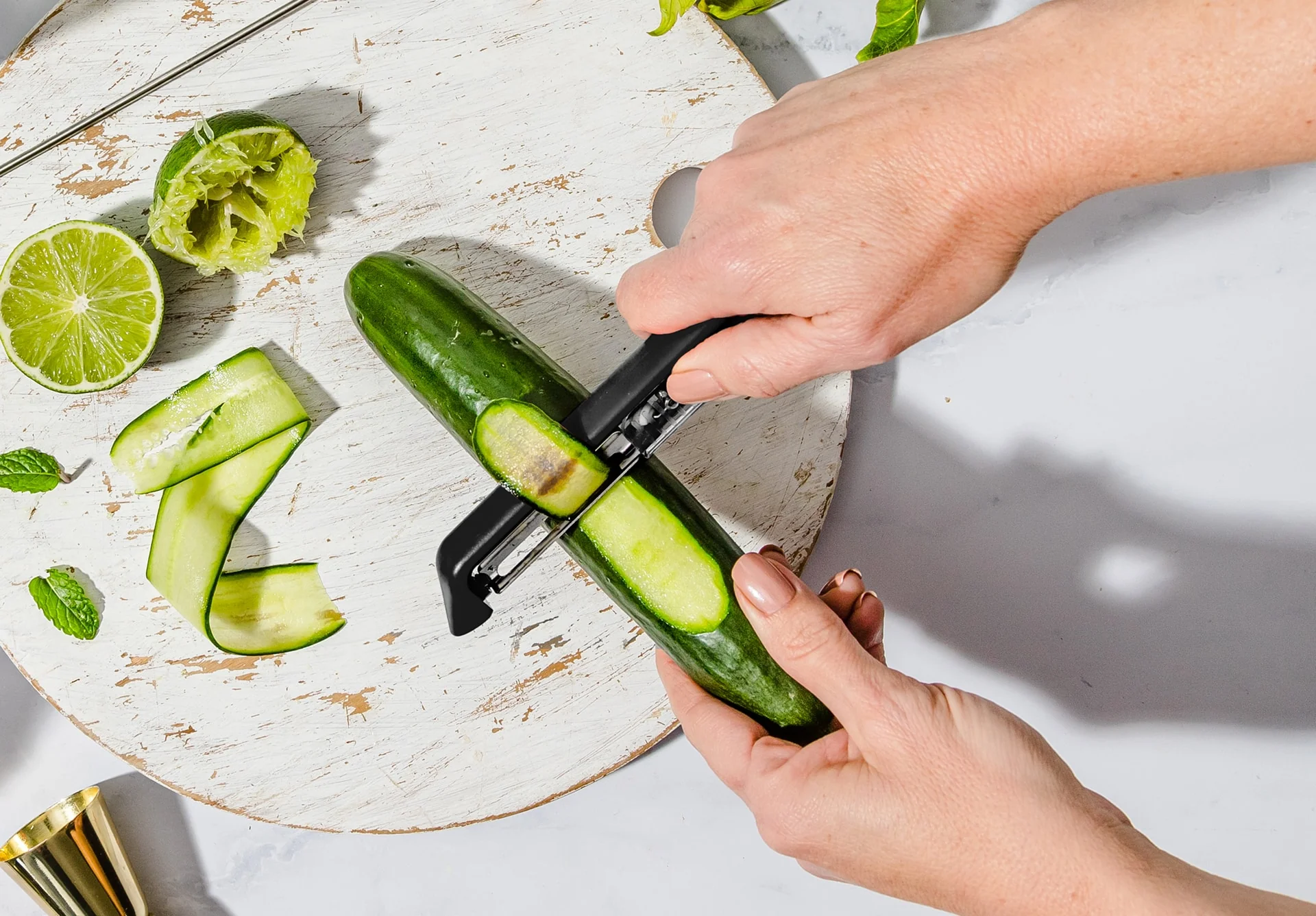 Dreamfarm Sharple Always Sharp Safety Vegetable Peeler – Black - Image 4