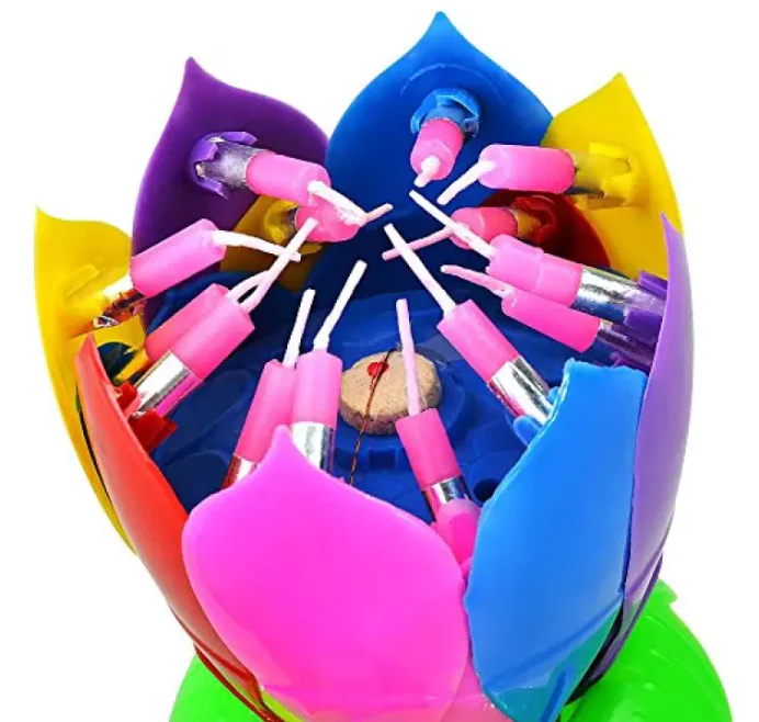 Blossom Magic Musical Flower Candle – 14 Candles - Image 4
