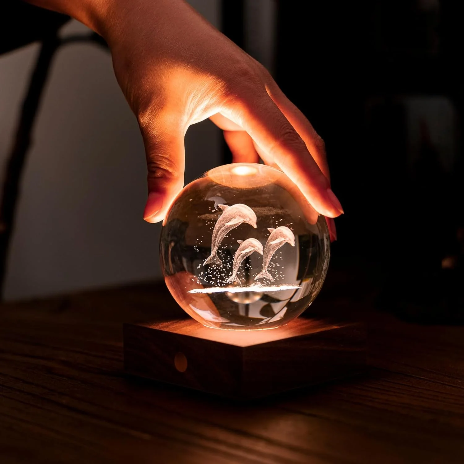 Gingko Designs Amber Crystal Paper Weight – Jumping Dolphins - Image 3