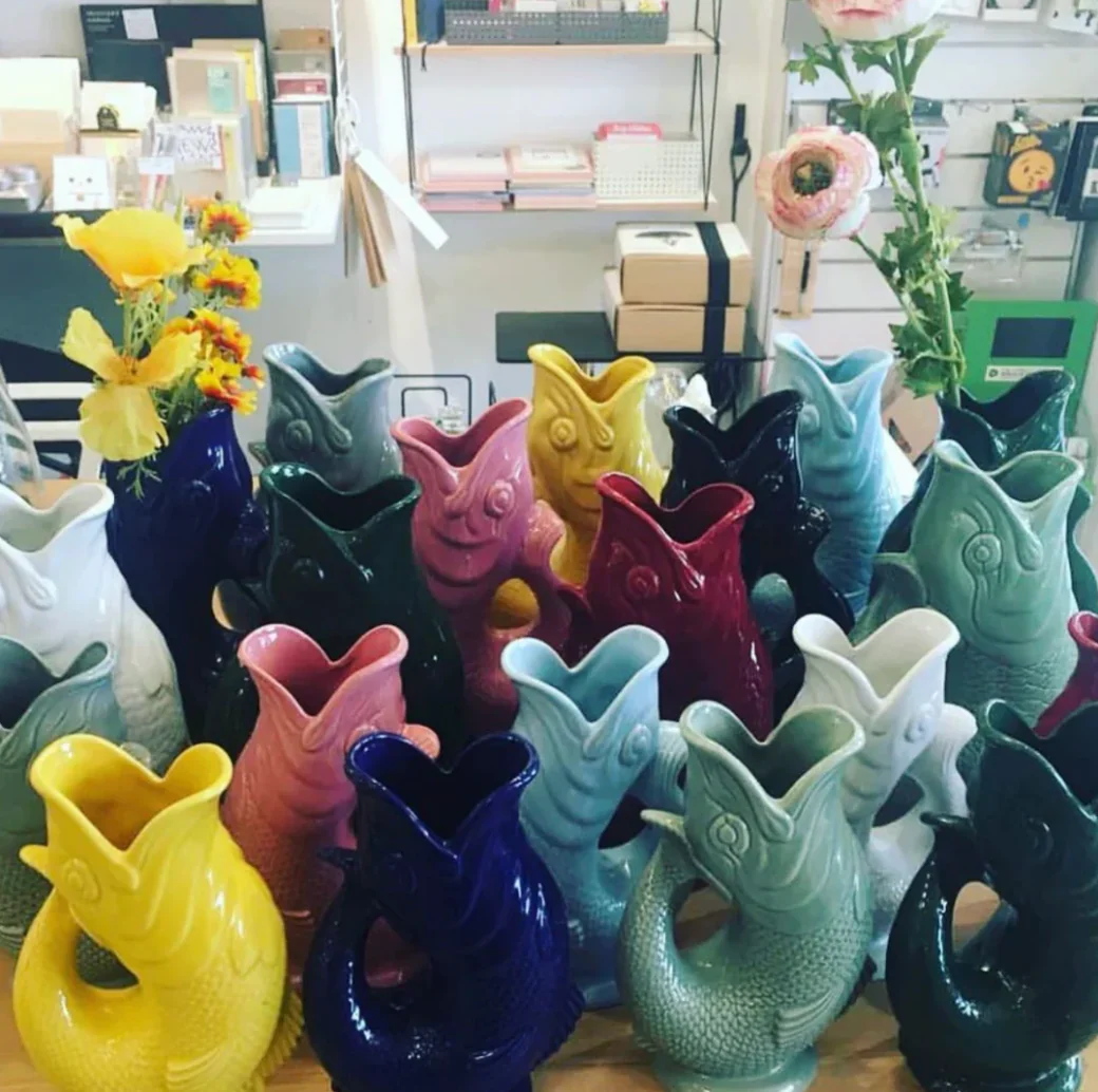 Gluggle Jug Fish Pitcher XL – Eau De Nil – 11" x 7" - Image 5