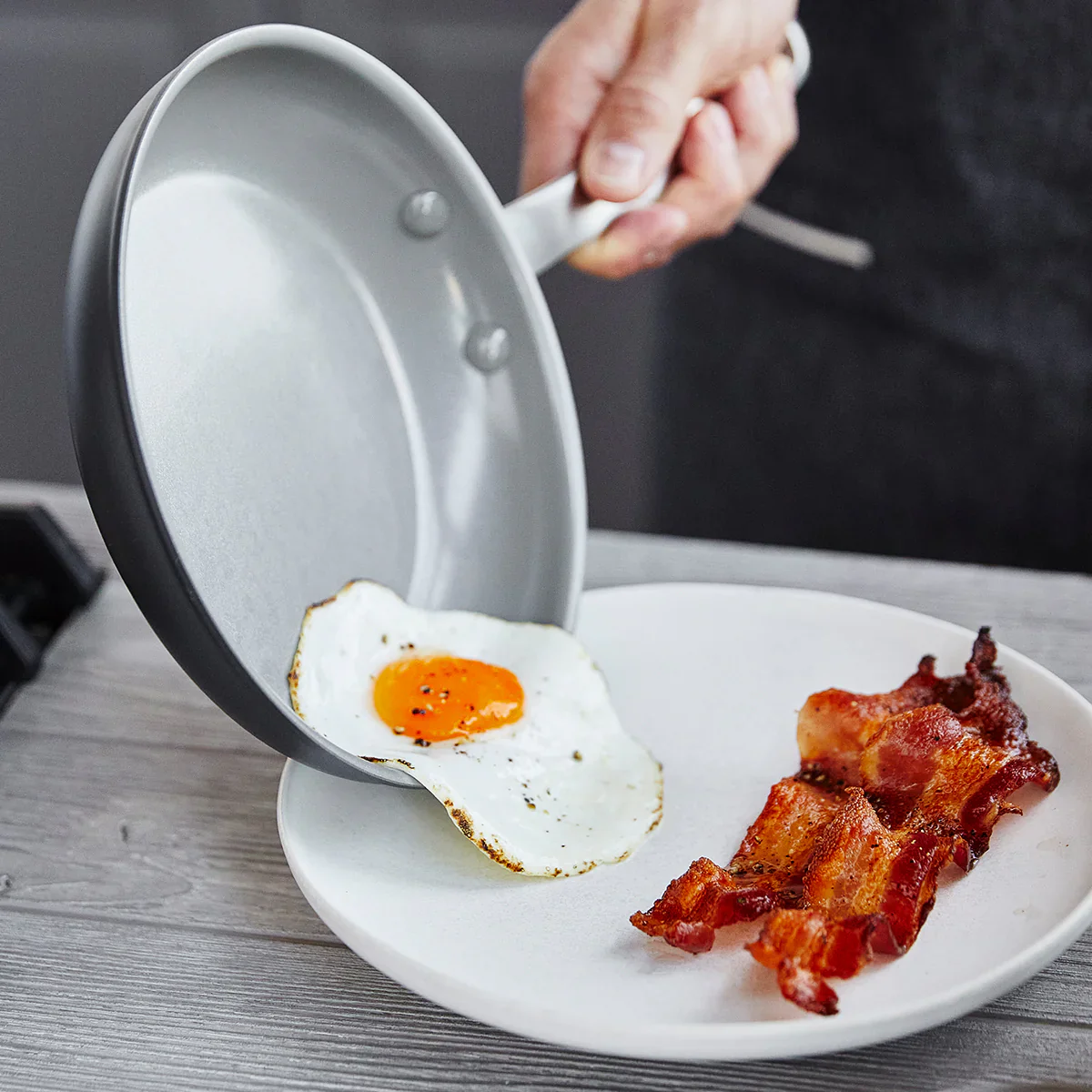 GreenPan Chatham Ceramic Non-Stick Frypan – 10in - Image 3