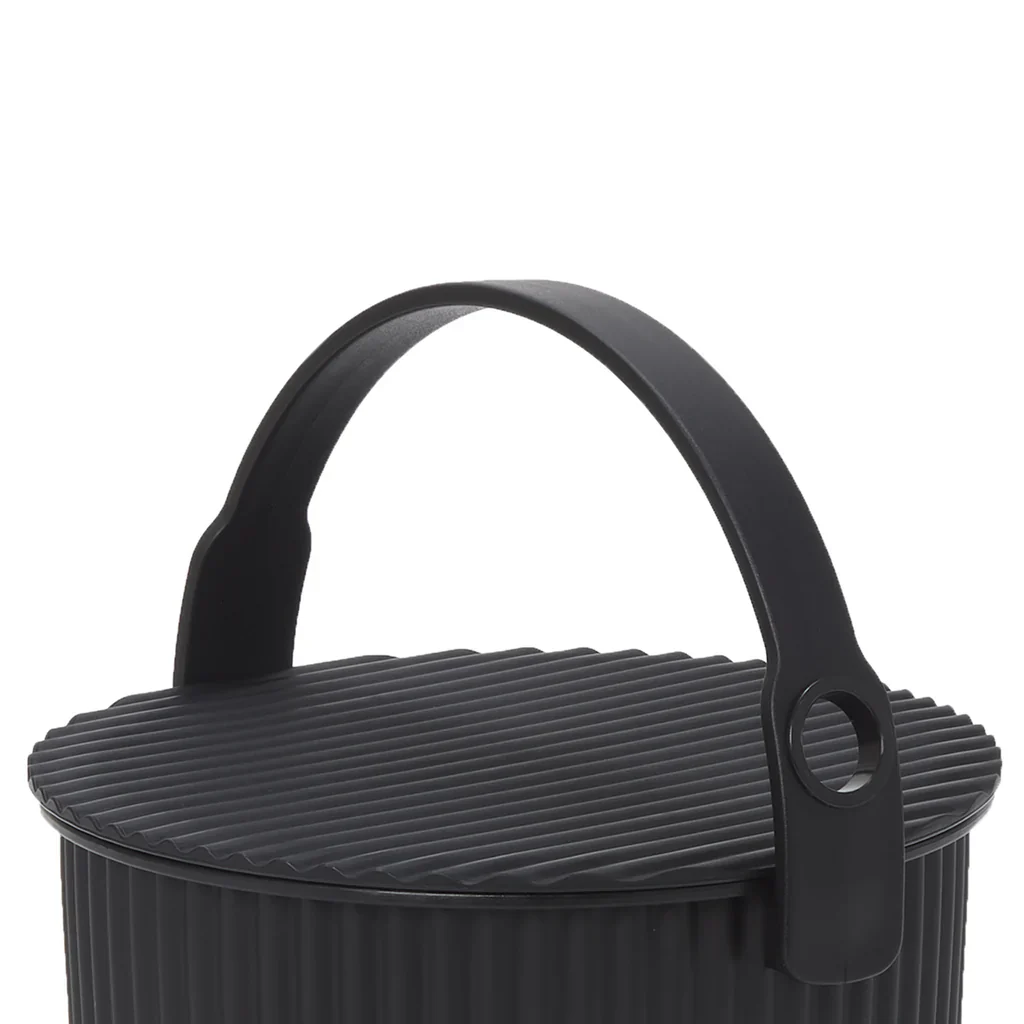 Hachiman Bucket - Black – 1.1 Gallon - Image 3