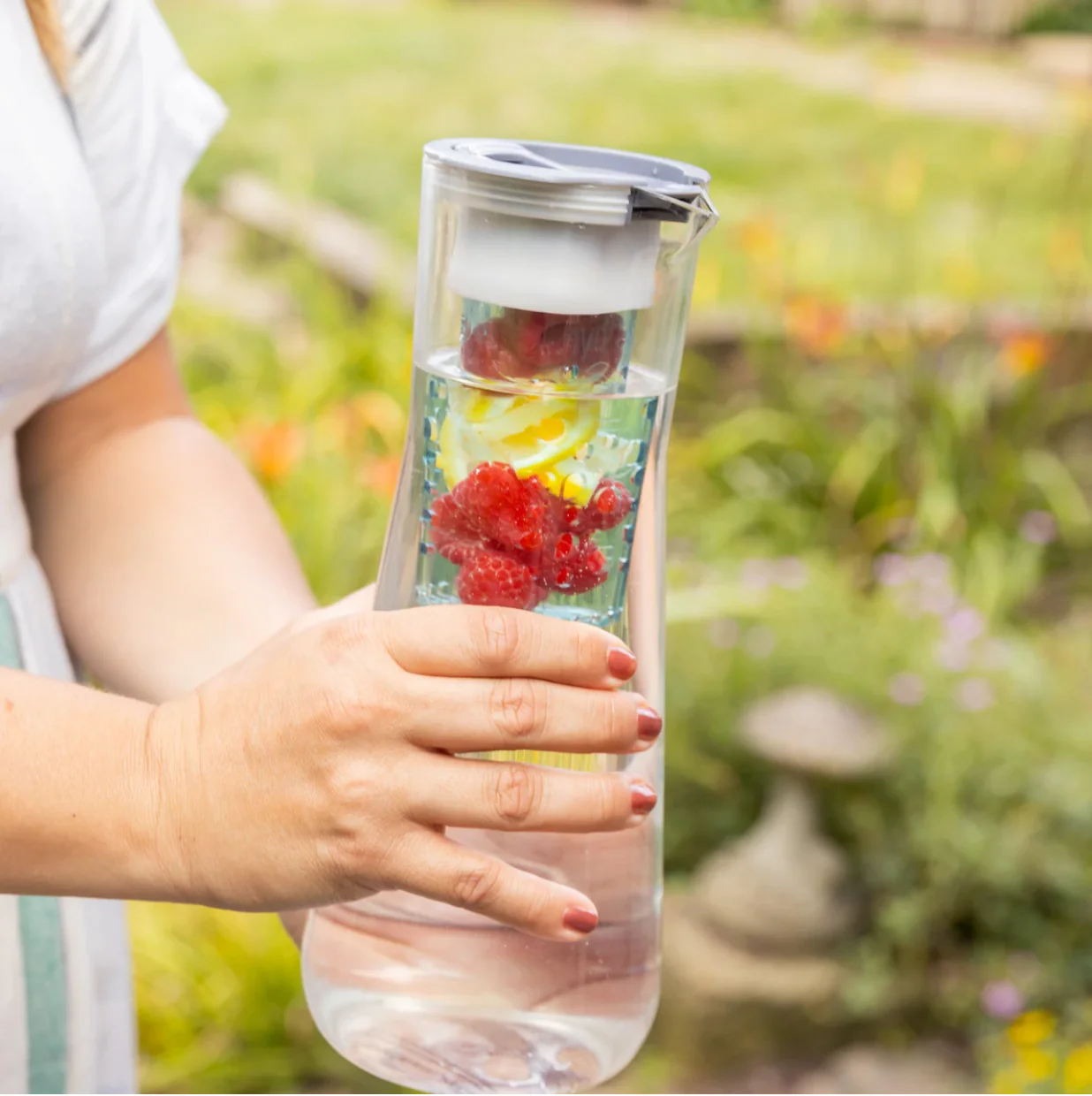 Hydros Glass Water Filtration Carafe – 40 oz. - Image 3