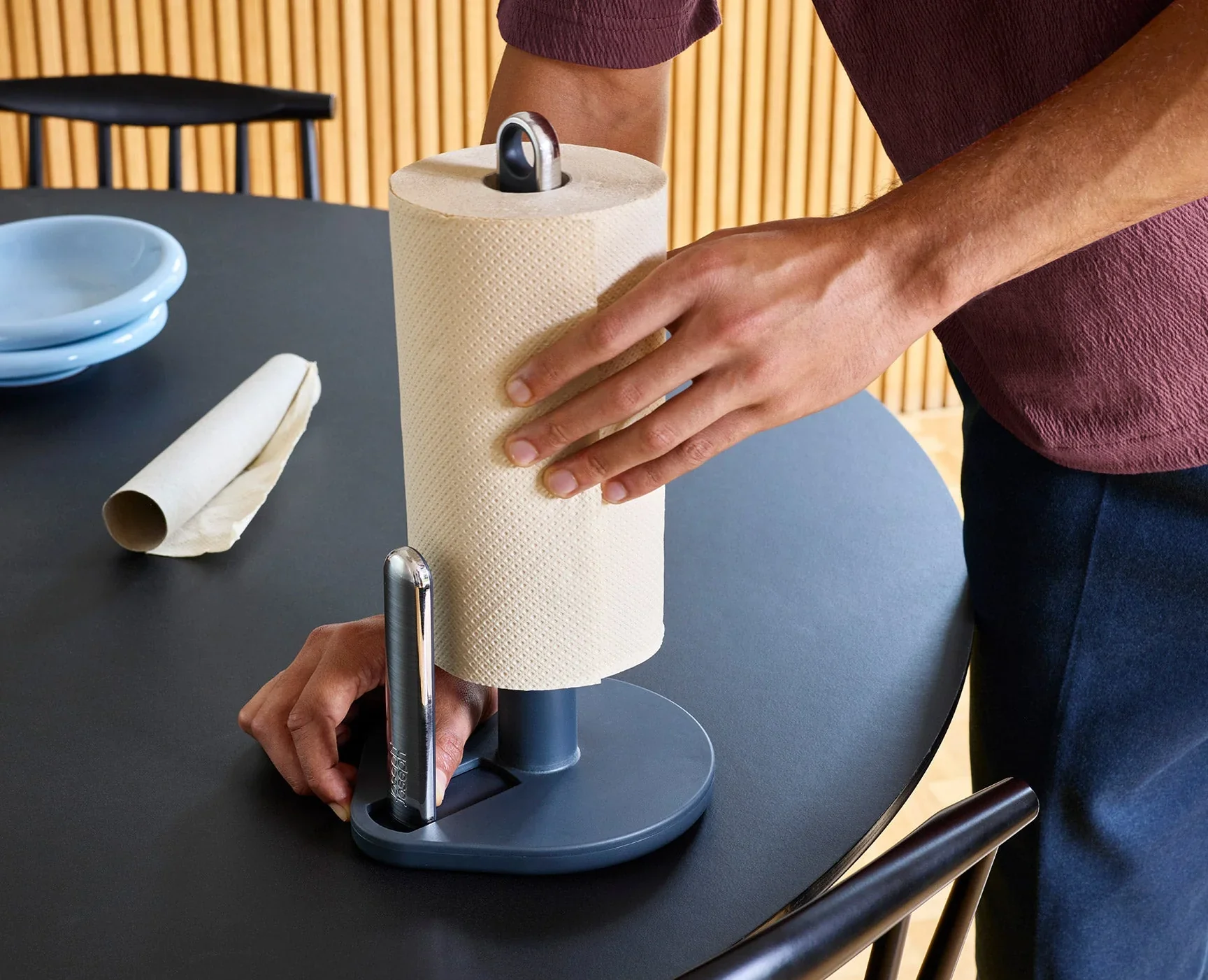 Joseph Joseph "Hold" Paper Towel Holder – Gray - Image 4