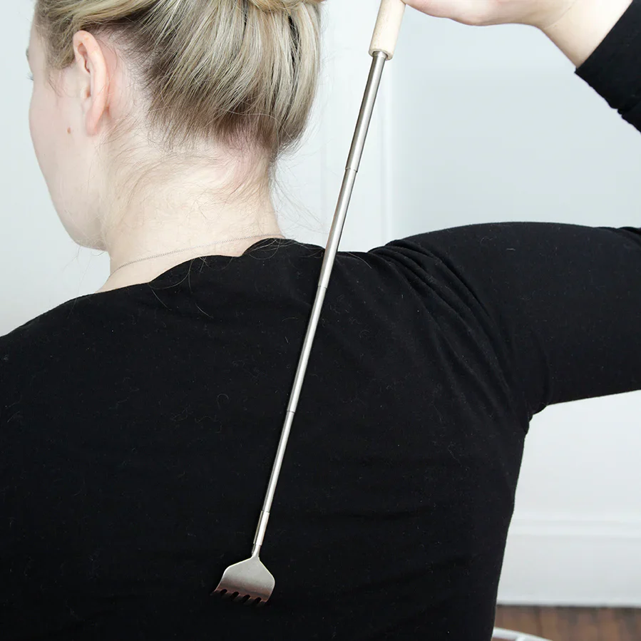 Kikkerland Extendable Wooden Back Scratcher - Image 4