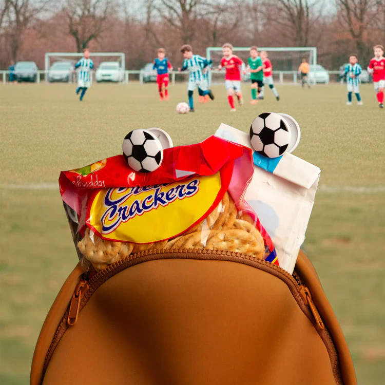 Kikkerland Soccer Ball Clips – Set of 6 - Image 3