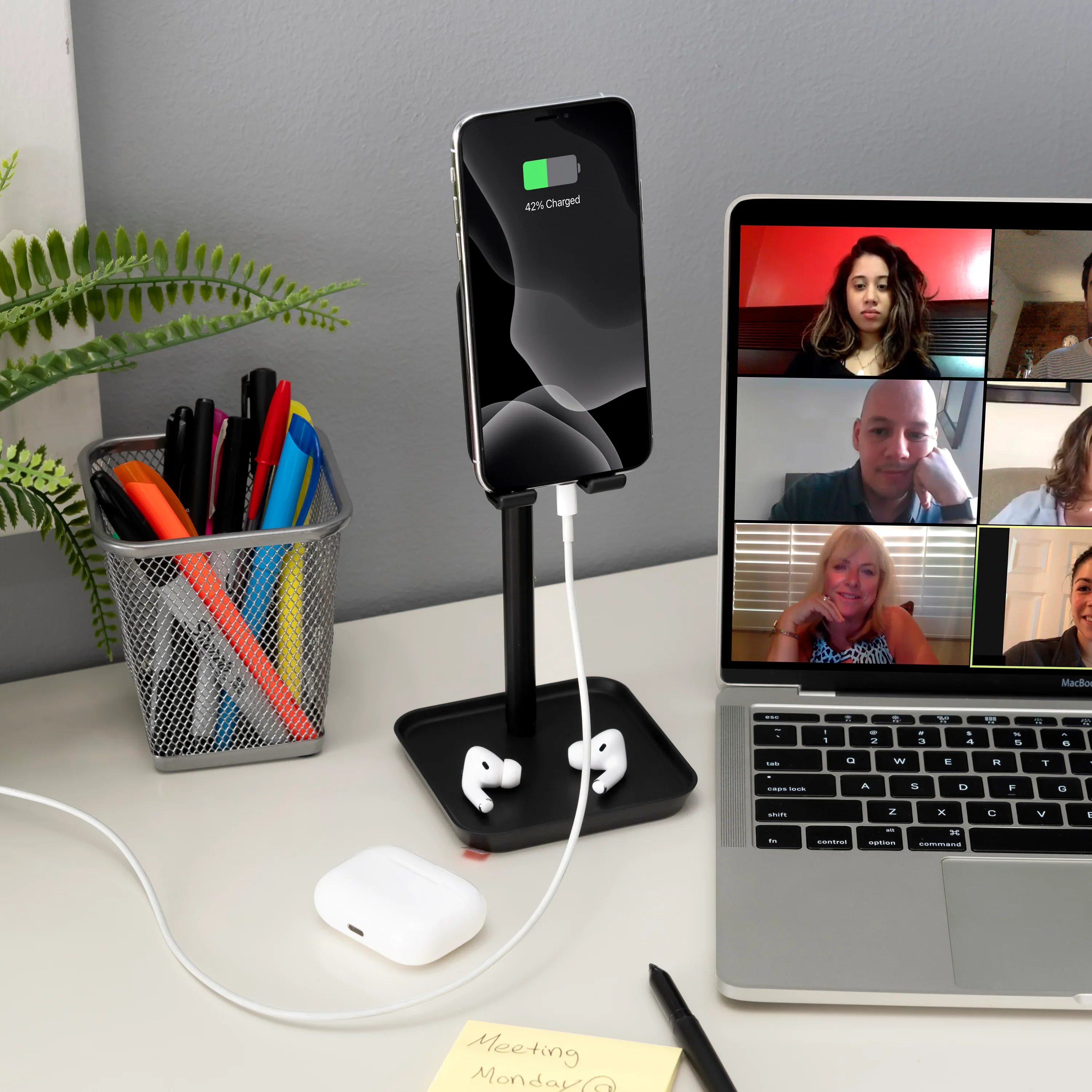 Kikkerland The Perfect Phone Stand – Black - Image 5