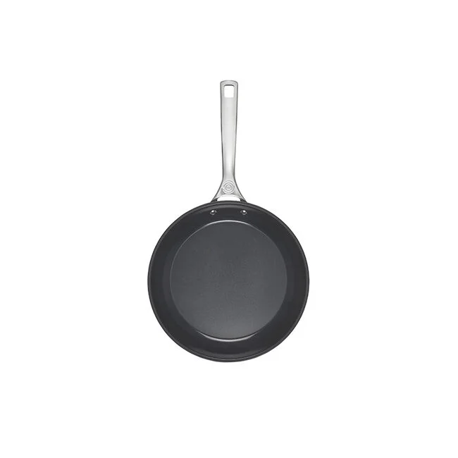 Le Creuset Essential Nonstick Ceramic Fry Pan – 8" - Image 2