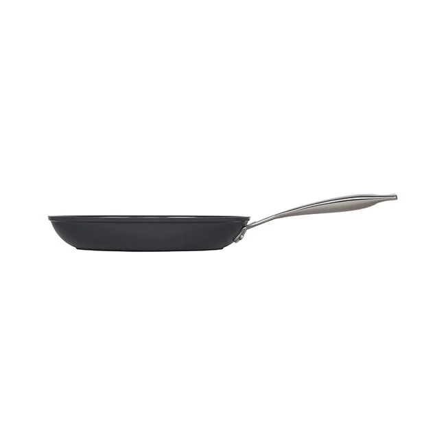 Le Creuset Essential Nonstick Ceramic Fry Pan – 8" - Image 3