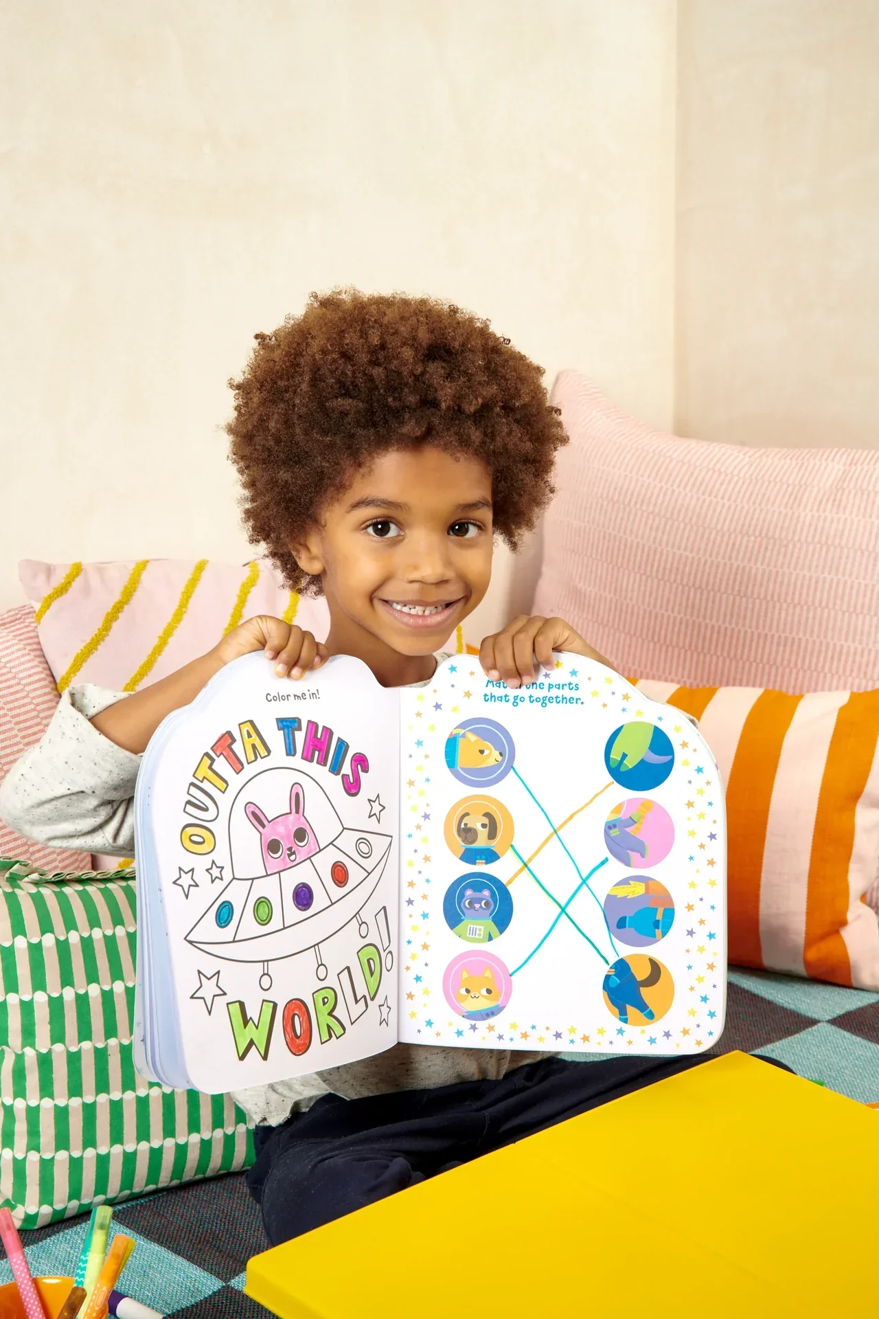 Ooly Playful Pages Activity Book - Pets in Space - Image 5
