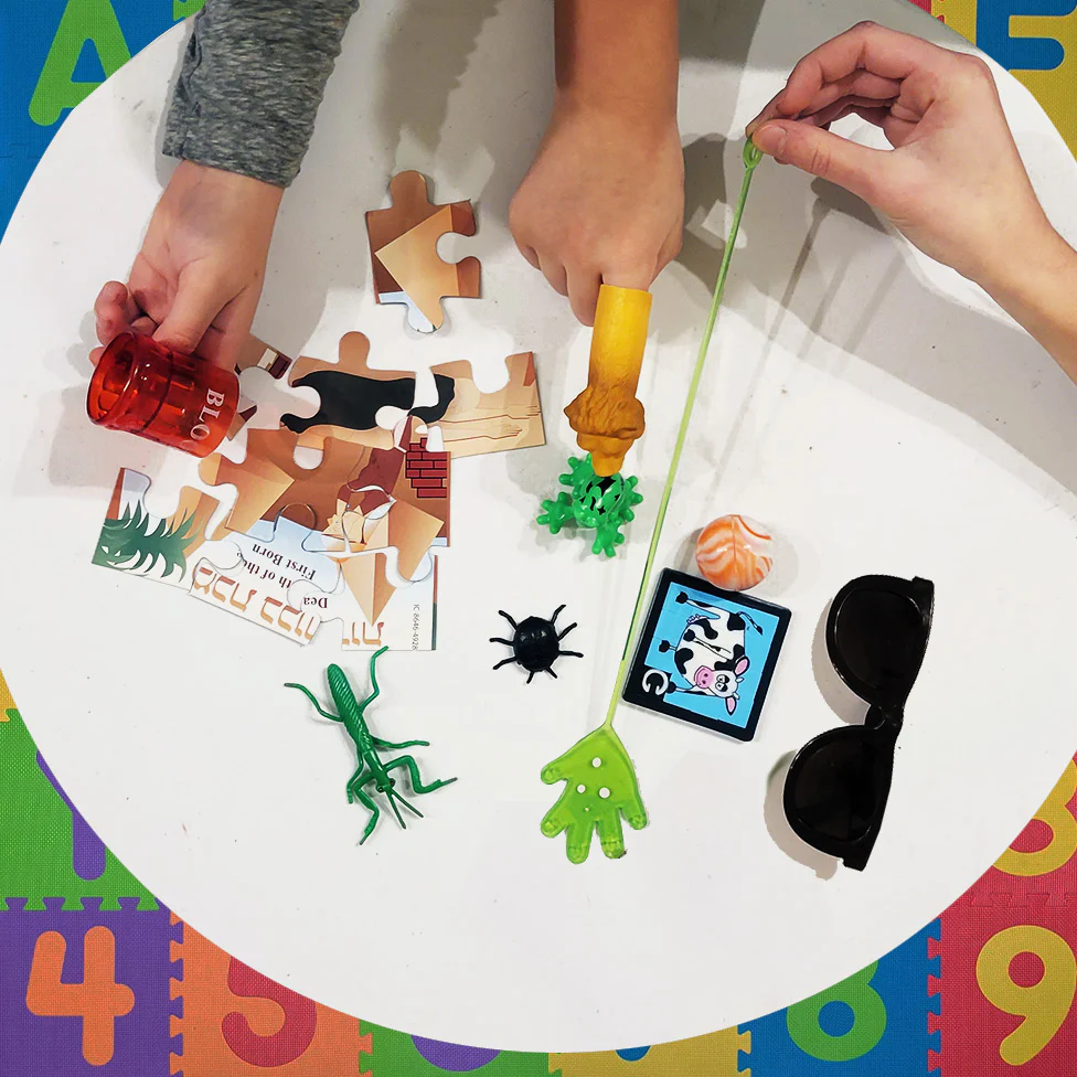 Passover Pyramid of Plagues Toy - Image 4