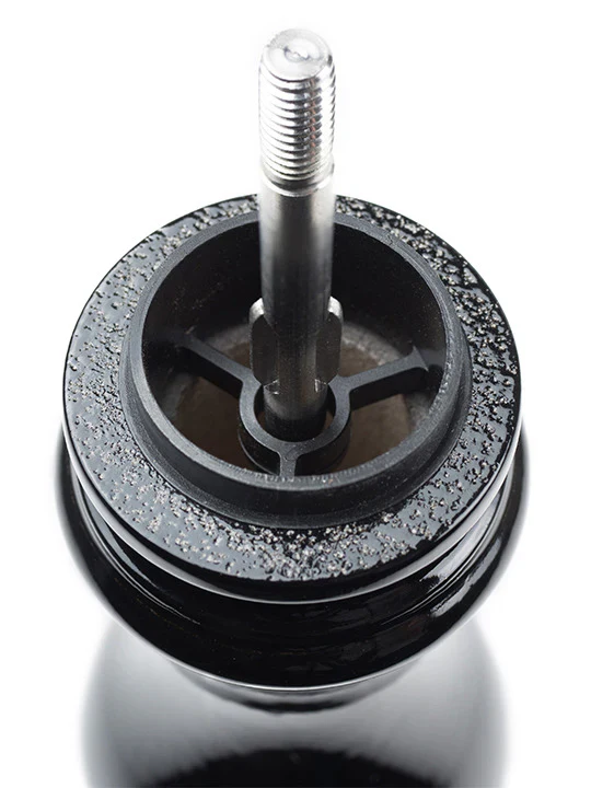 Peugeot Classic Pepper Mill – Black Lacquer – 7" - Image 4