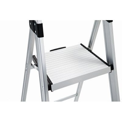Rubbermaid Aluminum Step Ladder – 4 Step – 5.5Ft - Image 4