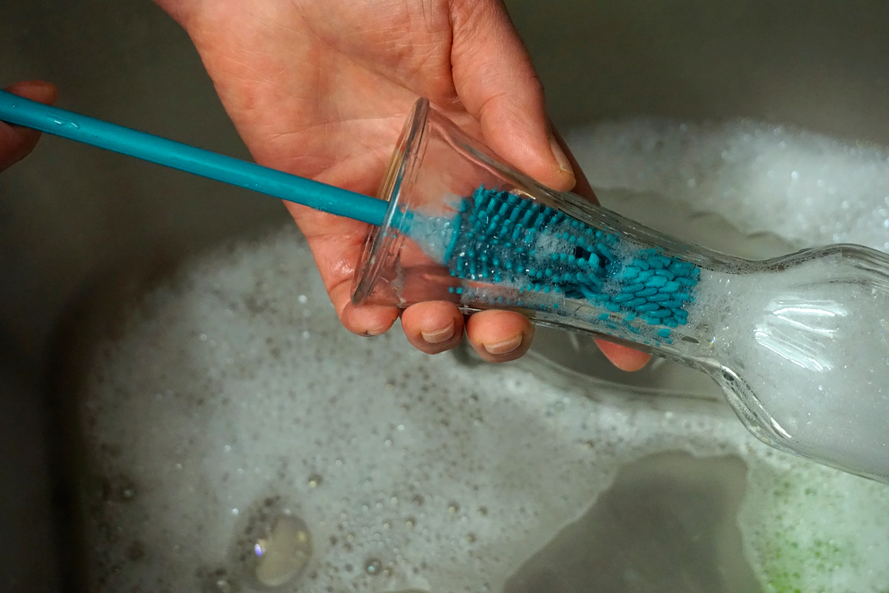 Silicone Bottle Brush – Turquoise - Image 4