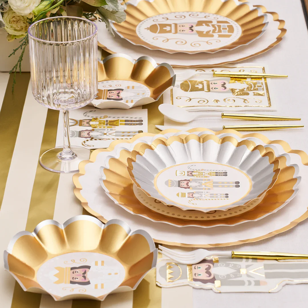 Sophistiplate Scalloped Edge Paper Salad Plates – Gilded Nutcracker – 8" – 8pk - Image 3