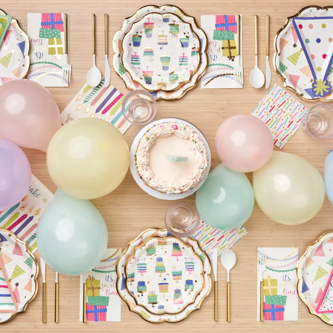 Sophistiplate Wavy Paper Salad Plate - 8pk – Birthday Cakes - Image 4