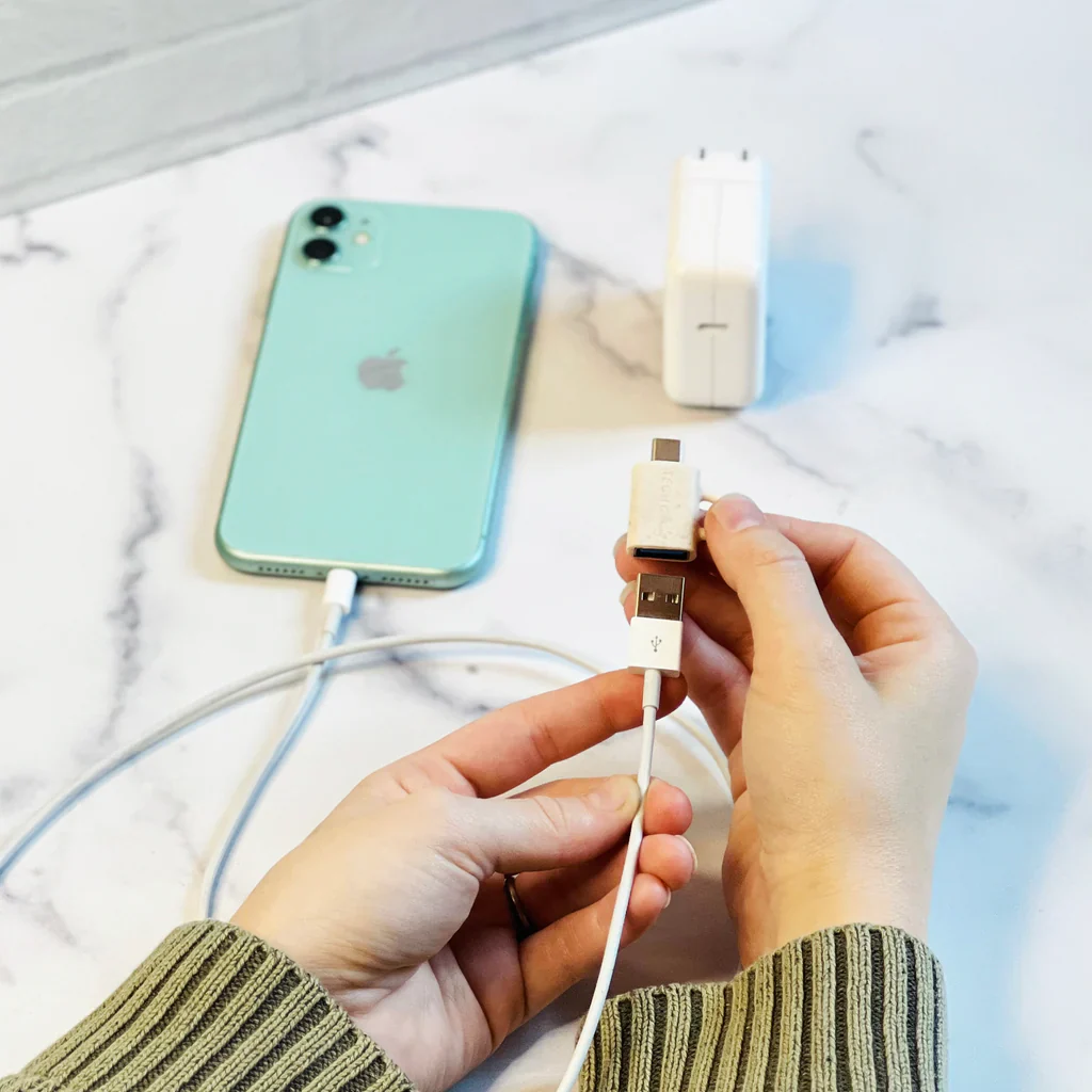 Tech Candy "Adapt Dat" Set of 2 Adapters –  Usb A to Usb-C & Usb-C to Usb A - Image 2