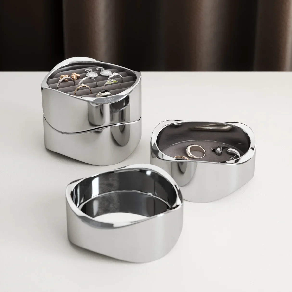 Umbra Wavy Jewelry Organizer – Chrome - Image 7