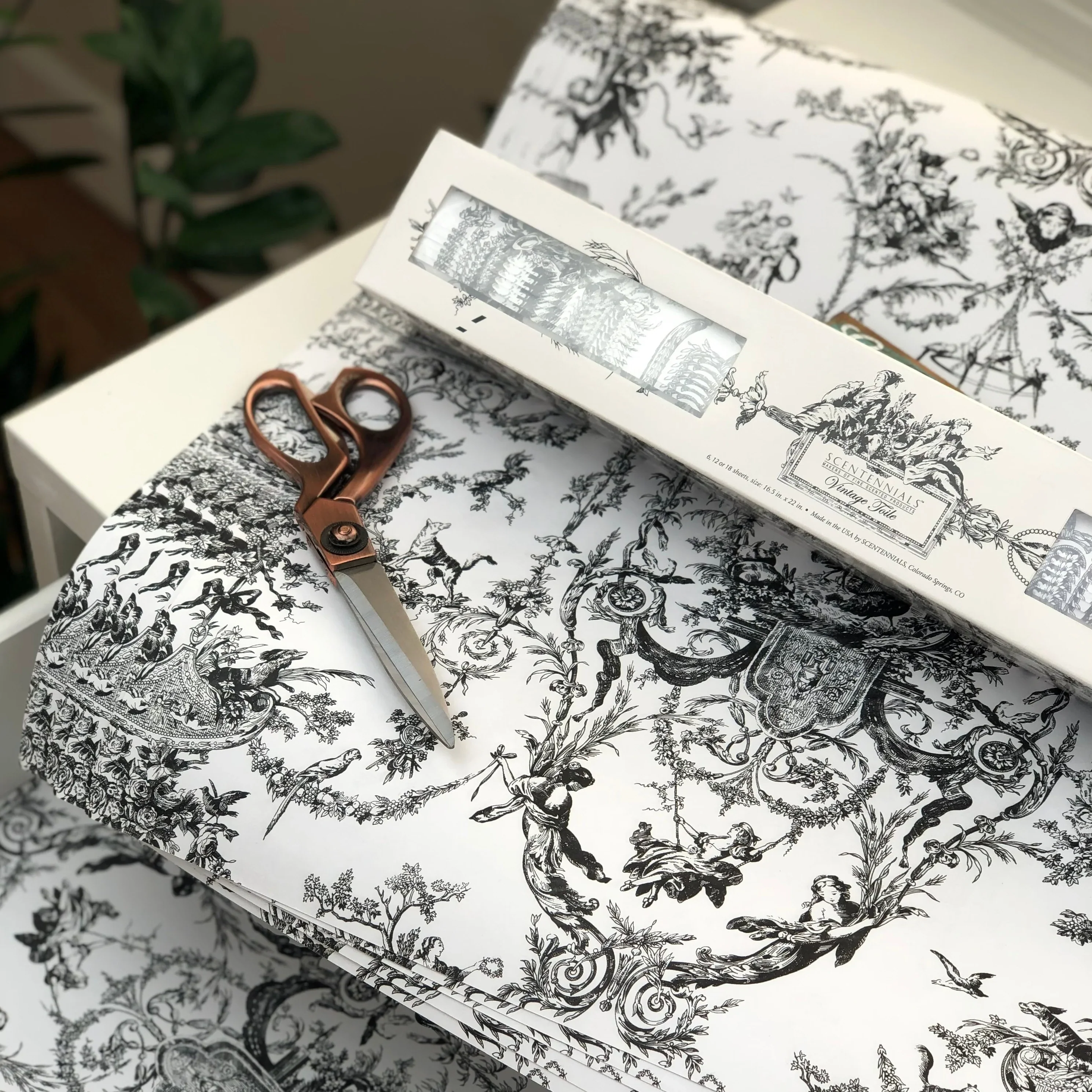 Vintage Toile Scented Drawer Liners – 6 Sheets - Image 4