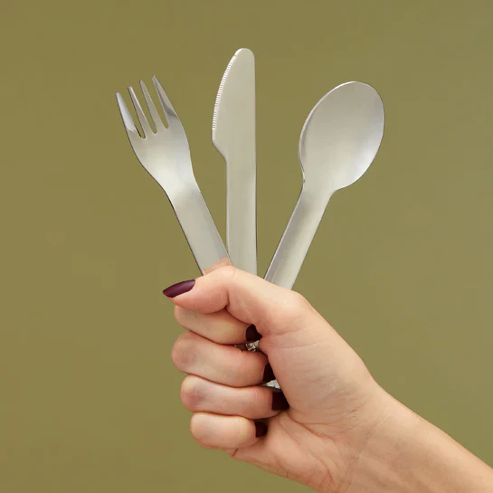 Zoku Pocket Travel Utensil Set – Peach - Image 3