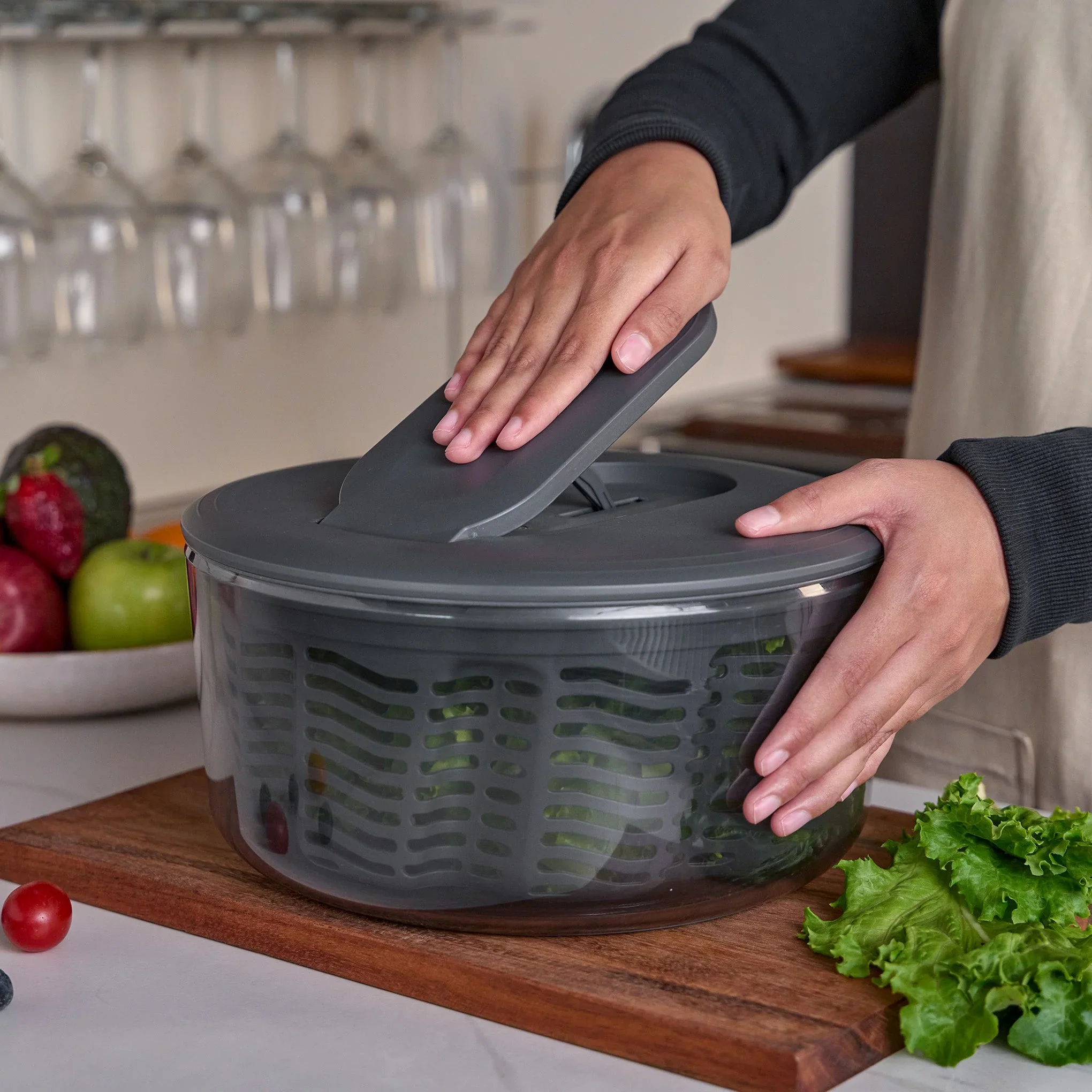 Zyliss Swift Dry Salad Spinner – Small - Image 5